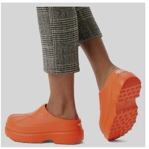 SOREL Caribou Clog Bright Orange EVA Waterproof Platform Slip-On Shoes 8 EU 39